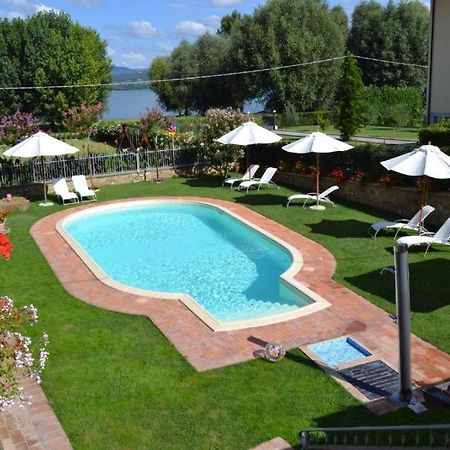 Appartamento Lago Trasimeno - Torricella Pg Exteriör bild