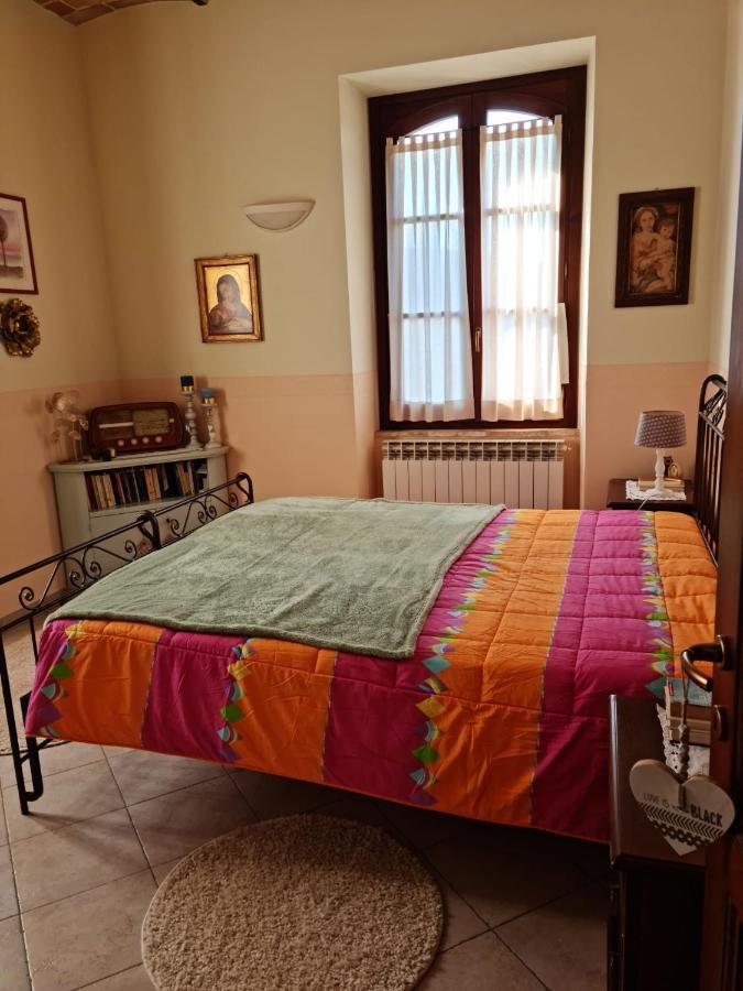 Appartamento Lago Trasimeno - Torricella Pg Exteriör bild